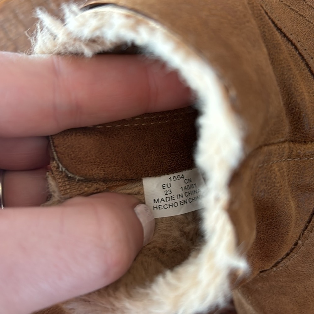 Zara Baby fur lined dream big shoes size 23 eu size 6 us. - Picture 4 of 12